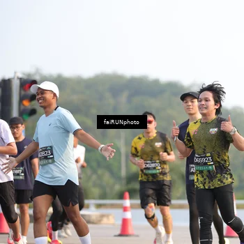 Runner Photo 6541406