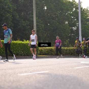 Runner Photo 6541415