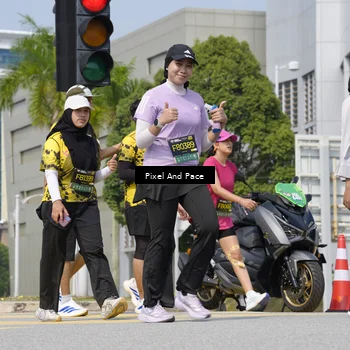 Runner Photo 6541471