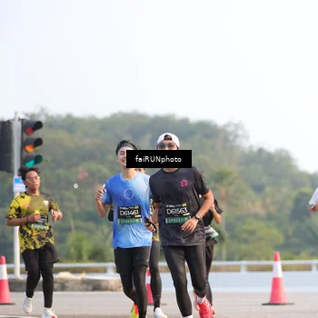 Runner Photo 6541477