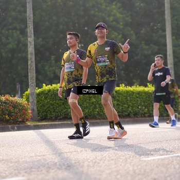 Runner Photo 6541499