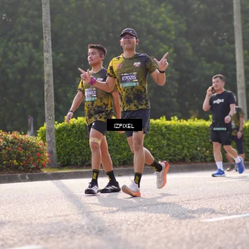 Runner Photo 6541513