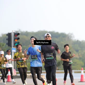 Runner Photo 6541529