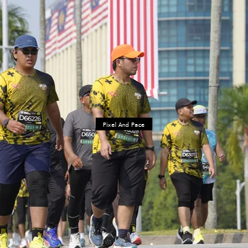 Runner Photo 6541635