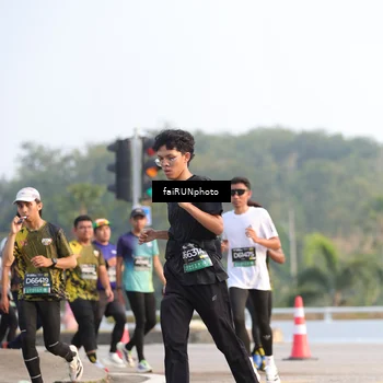 Runner Photo 6541643