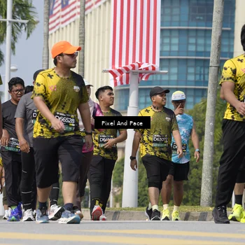 Runner Photo 6541654