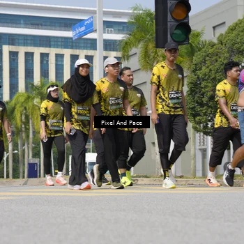 Runner Photo 6541688