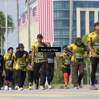 Runner Photo 6541693