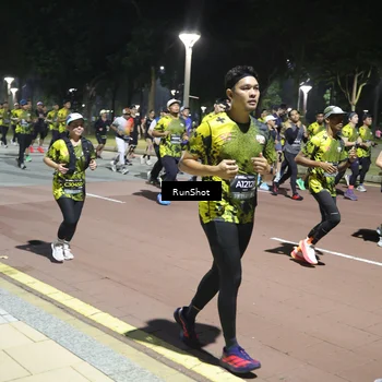 Runner Photo 6541742