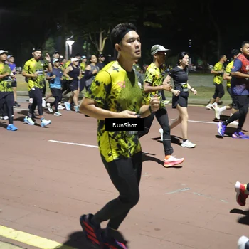 Runner Photo 6541773
