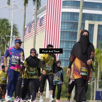 Runner Photo 6541791