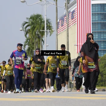 Runner Photo 6541823
