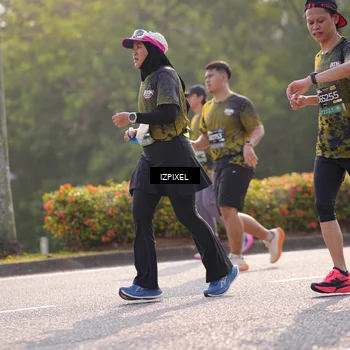Runner Photo 6541824