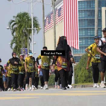 Runner Photo 6541833