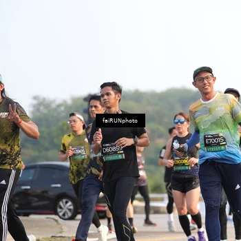 Runner Photo 6541851