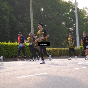 Runner Photo 6541858