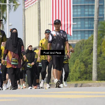 Runner Photo 6541863