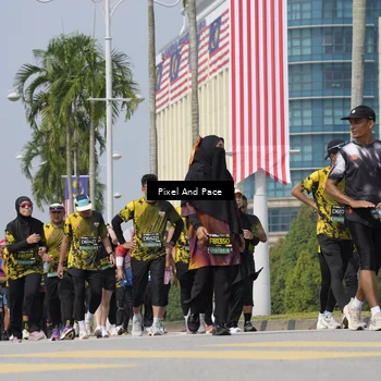 Runner Photo 6541868