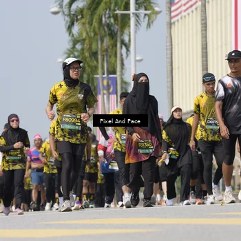 Runner Photo 6541871