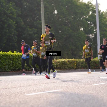 Runner Photo 6541875