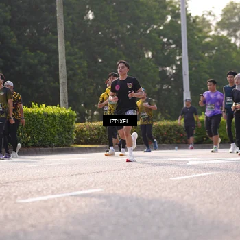 Runner Photo 6541901