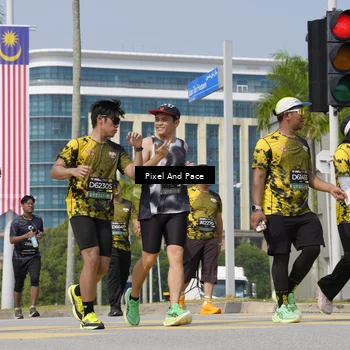 Runner Photo 6541913