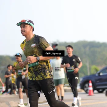 Runner Photo 6541928
