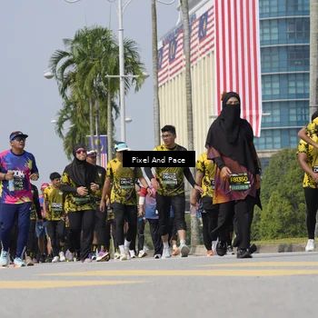 Runner Photo 6541942