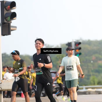 Runner Photo 6541985