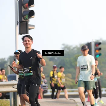 Runner Photo 6541987