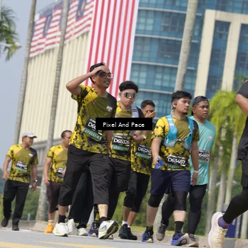 Runner Photo 6541988