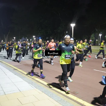 Runner Photo 6542001