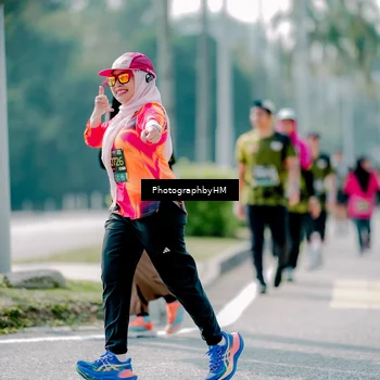 Runner Photo 6542023