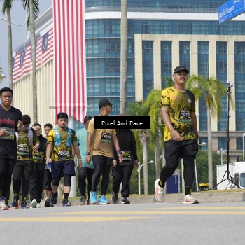 Runner Photo 6542029