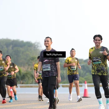 Runner Photo 6542036