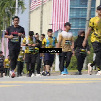 Runner Photo 6542037