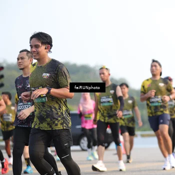 Runner Photo 6542054