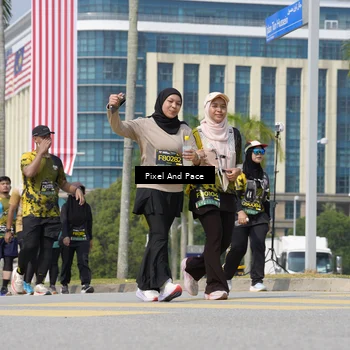 Runner Photo 6542059