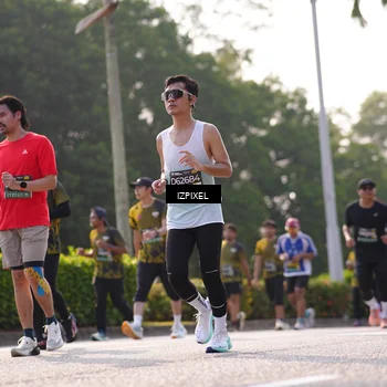 Runner Photo 6542060