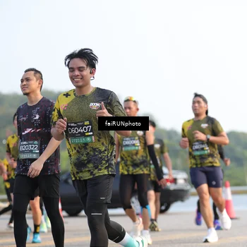 Runner Photo 6542062