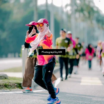 Runner Photo 6542064