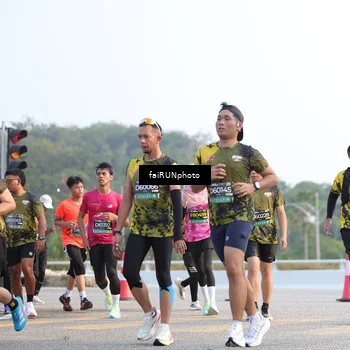 Runner Photo 6542070