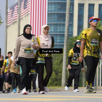Runner Photo 6542098