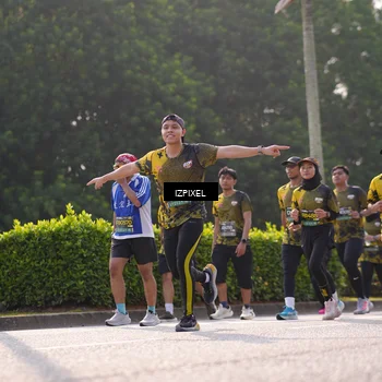 Runner Photo 6542117