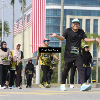 Runner Photo 6542118