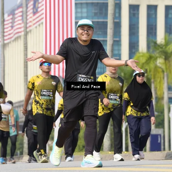 Runner Photo 6542124