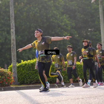 Runner Photo 6542132