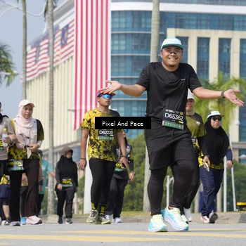 Runner Photo 6542139