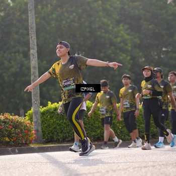 Runner Photo 6542140