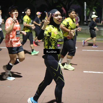 Runner Photo 6542168